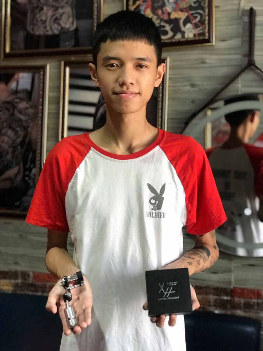 https://quanglouistattoo.com/