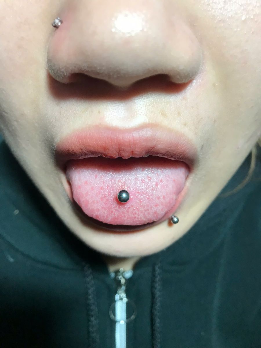 Xỏ khuyên không đau Bình Phước | Quang Louis Tattoo